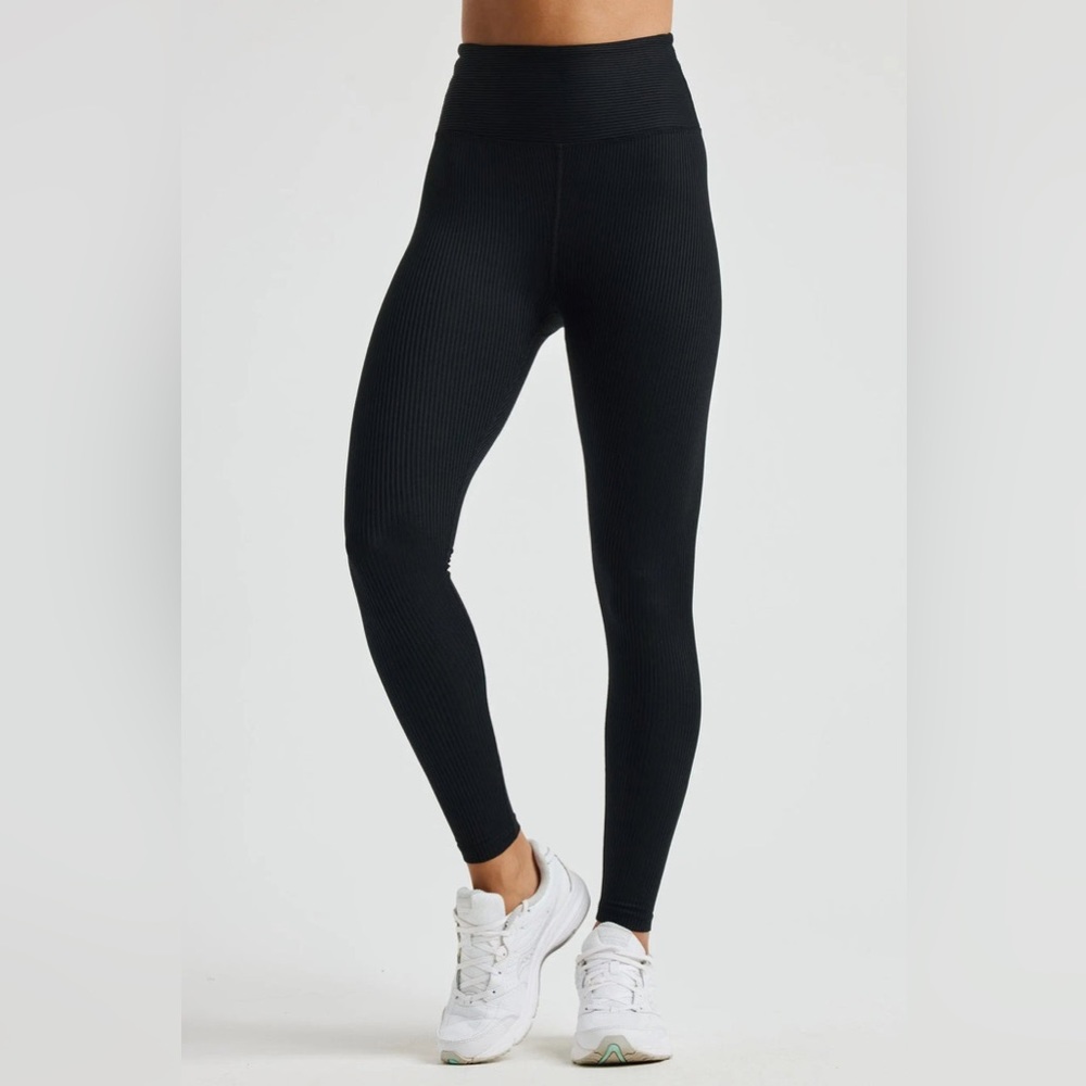 Year of Ours Ribbed High High Leggings size M